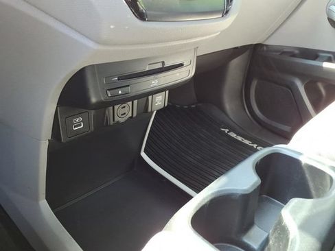 Certified 2021 Honda Odyssey Touring image 21