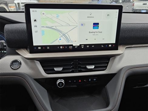 New 2026 Ford Explorer Active w/ Active Comfort Package image 18