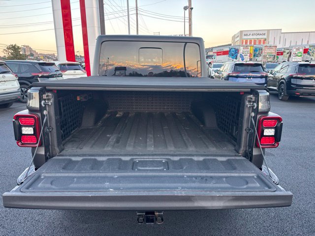 Used 2021 Jeep Gladiator Overland w/ Popular Equipment Package AWD/4WD image 20