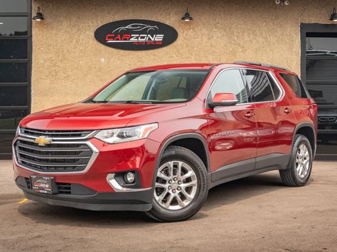 Used 2021 Chevrolet Traverse LT AWD/4WD image 9