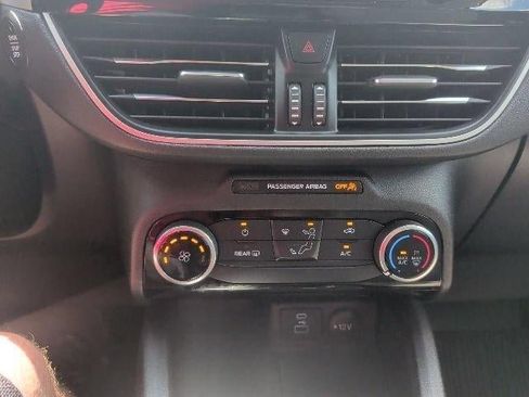 Used 2022 Ford Escape SE AWD/4WD image 24