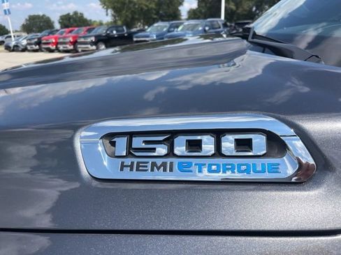 Used 2022 RAM 1500 Limited image 3