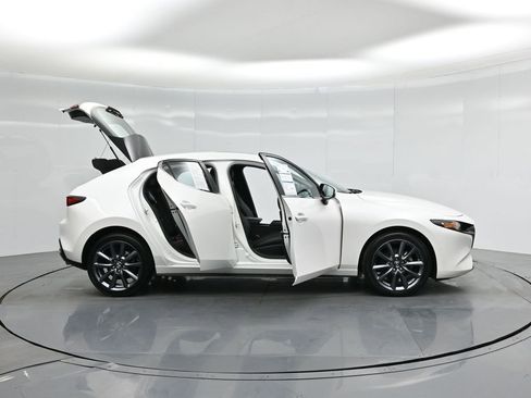 Used 2023 MAZDA MAZDA3 s image 5