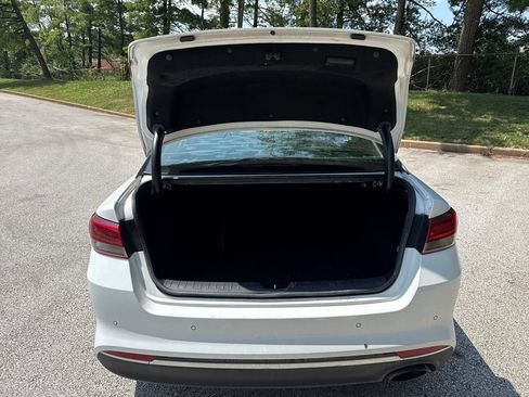 Used 2018 Kia Optima S w/ Panoramic Sunroof Package FWD image 25