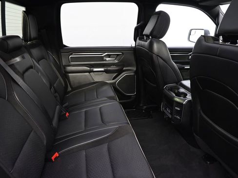 Used 2024 RAM 1500 Laramie AWD/4WD image 18