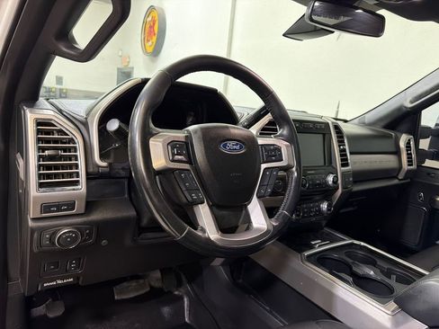Used 2018 Ford F350 Platinum w/ Platinum Ultimate Package AWD/4WD image 13