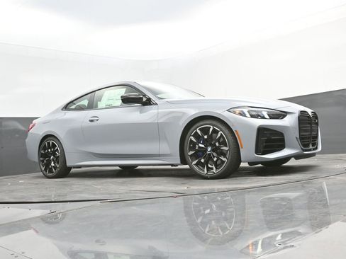 New 2026 BMW M440i Coupe RWD image 42
