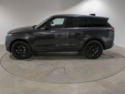 New 2025 Land Rover Range Rover Sport SE image 2