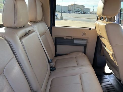 Used 2015 Ford F250 Lariat w/ Lariat Ultimate Package AWD/4WD image 55