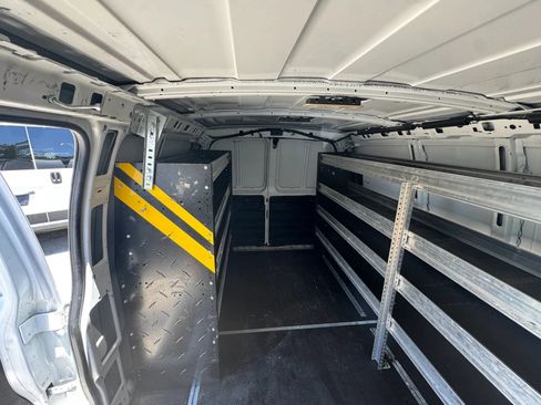 Used 2020 Chevrolet Express 2500 w/ Driver Convenience Package RWD image 18