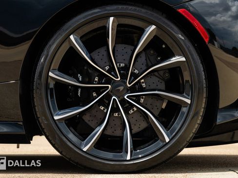 Used 2025 McLaren GTS RWD image 9