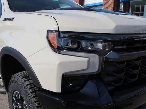 New 2026 Chevrolet Silverado 1500 ZR2 w/ LPO, Dark Essentials Package image 4