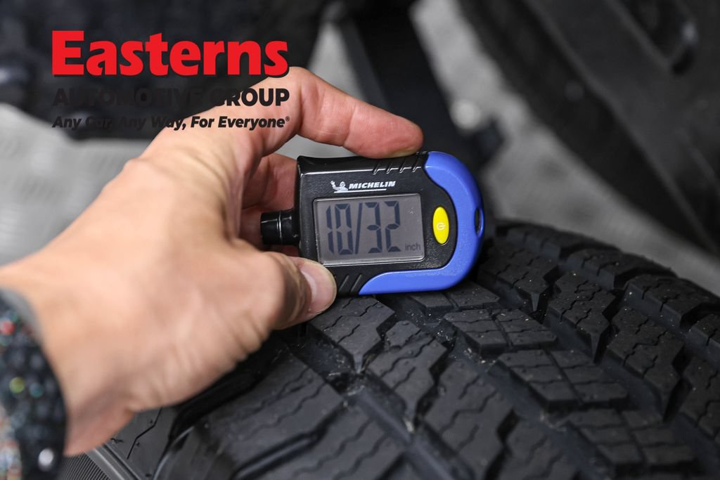 Used 2025 Toyota Tacoma SR RWD image 27