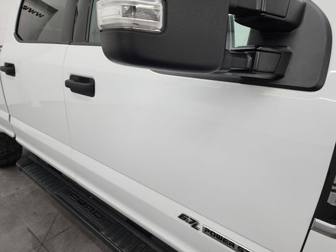 Used 2022 Ford F250 XLT w/ Black Appearance Package image 24