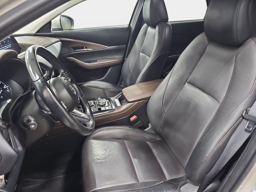 Used 2023 MAZDA CX-30 AWD 2.5 S w/ Premium Package image 17