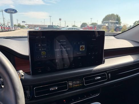 Used 2023 Lincoln Nautilus Reserve w/ Equipment Group 201A AWD/4WD image 20