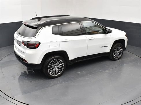 Used 2024 Jeep Compass Limited w/ Elite Group image 18