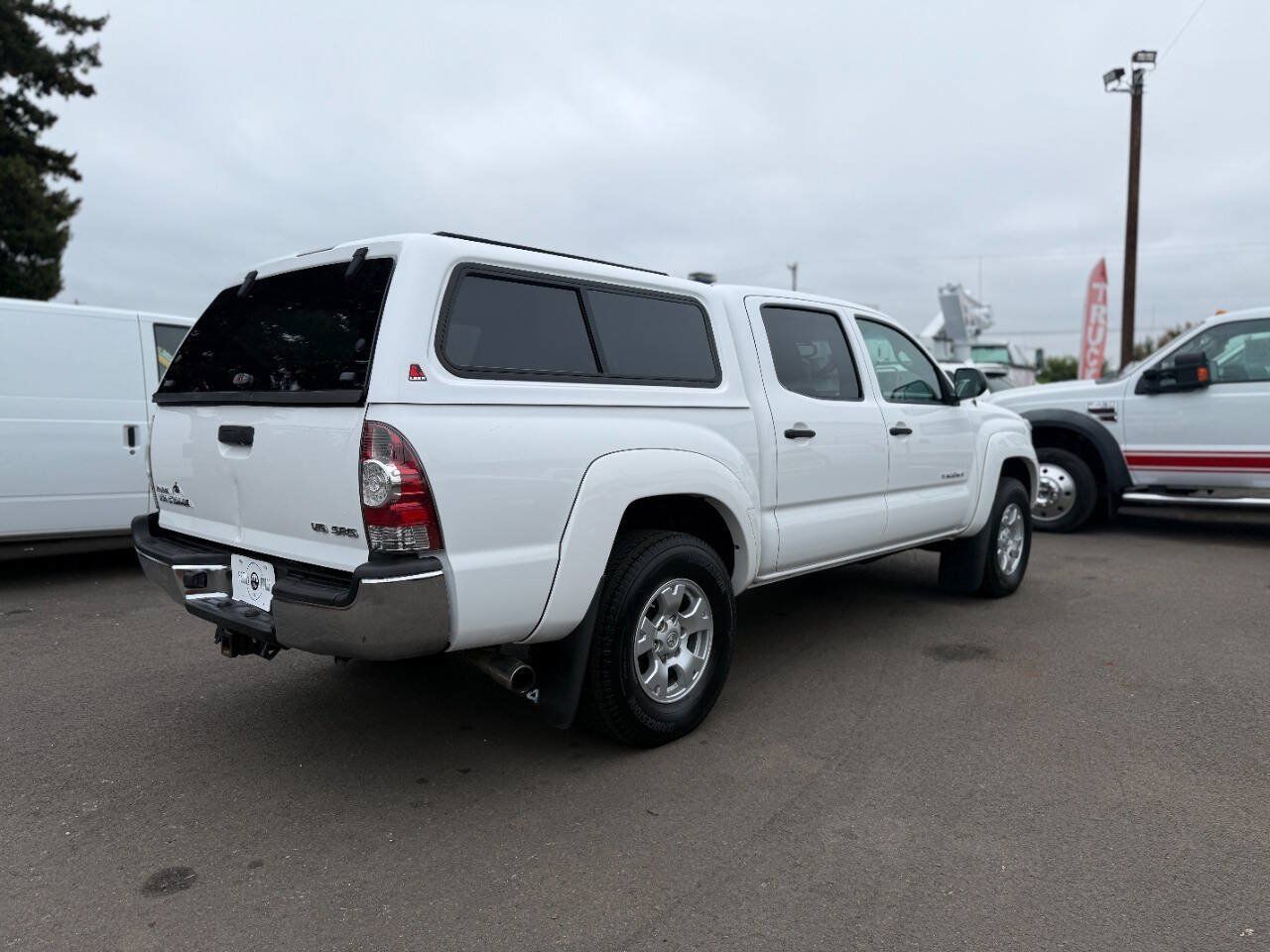 Used 2012 Toyota Tacoma 4x4 Double Cab w/ SR5 Pkg image 7