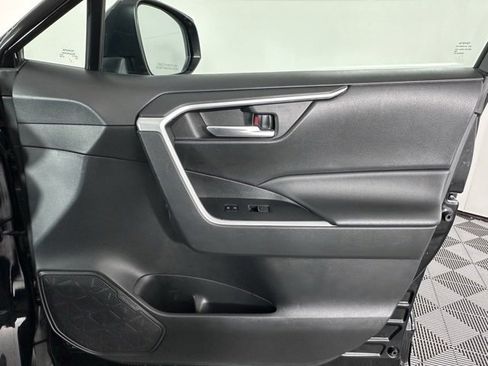 Used 2023 Toyota RAV4 XLE image 30