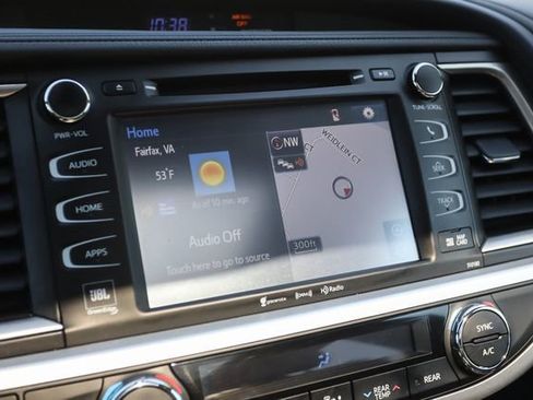 Used 2018 Toyota Highlander Limited Platinum image 65