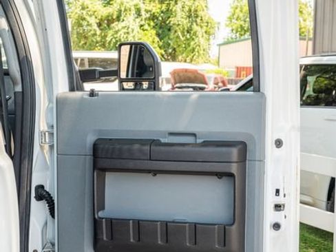 Used 2015 Ford F350 XL w/ Power Equipment Group AWD/4WD image 35