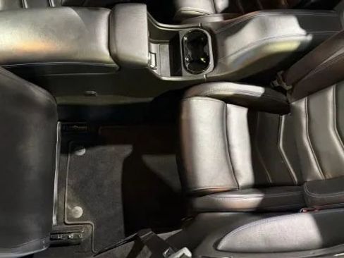 Used 2018 Maserati GranTurismo Sport RWD image 22
