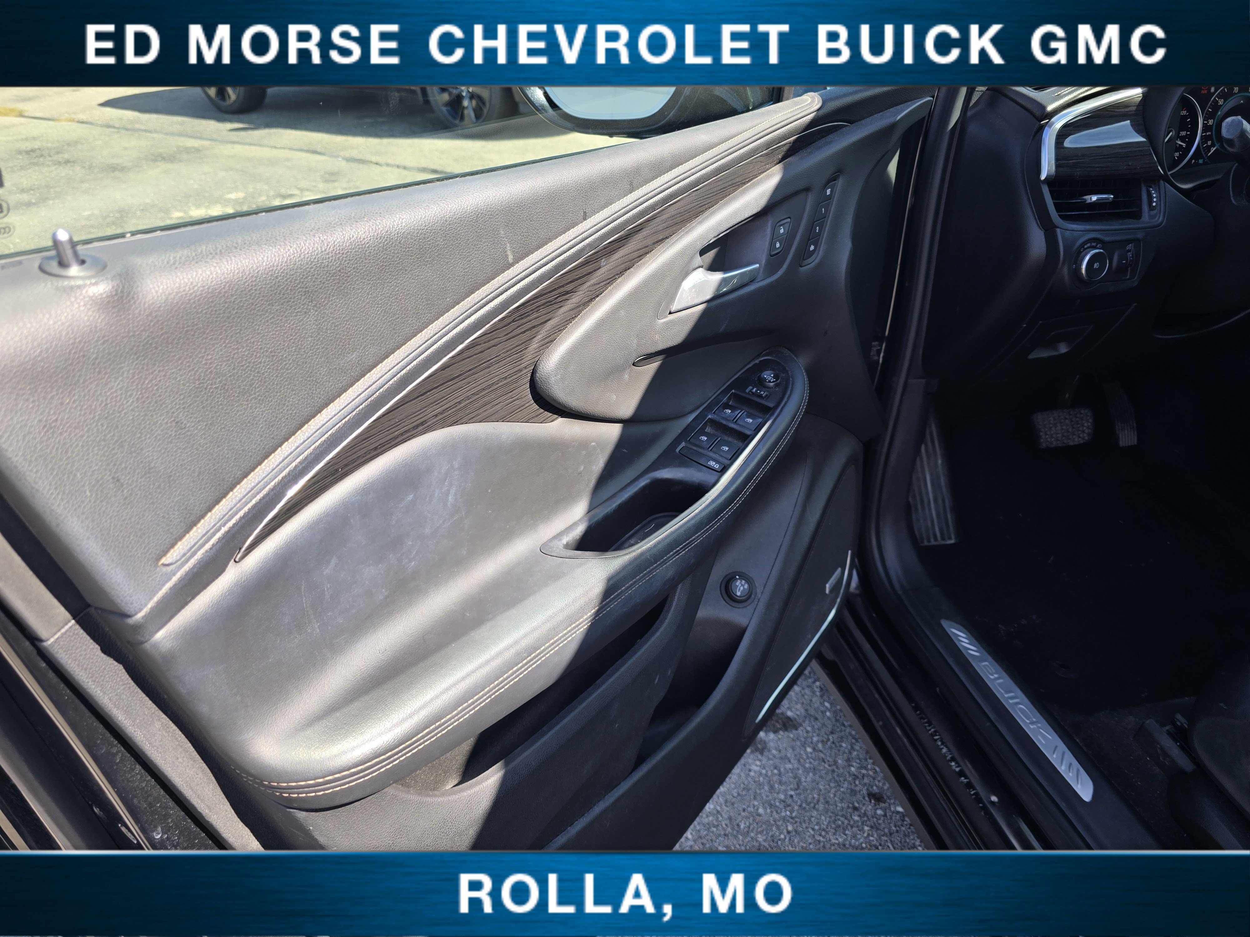 Used 2016 Buick Envision Premium AWD/4WD image 15