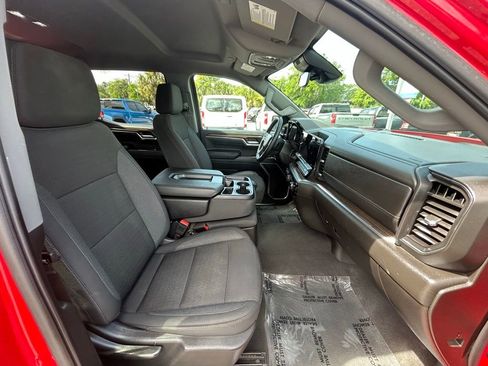 Used 2025 Chevrolet Silverado 1500 LT RWD image 20