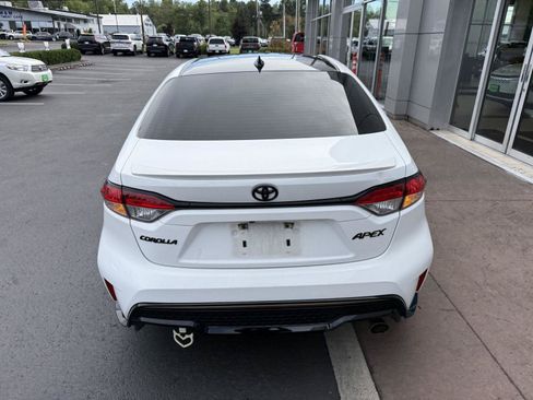 Used 2021 Toyota Corolla SE FWD image 4