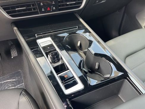 New 2026 Volkswagen Atlas Cross Sport SEL image 21