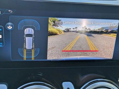 Certified 2025 Mercedes-Benz GLB 250 4MATIC image 14