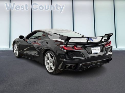 Used 2023 Chevrolet Corvette Stingray Coupe w/ Z51 Performance Package image 8