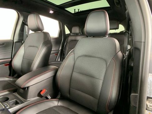 Used 2025 Ford Escape ST-Line w/ Tech Pack #1 image 21