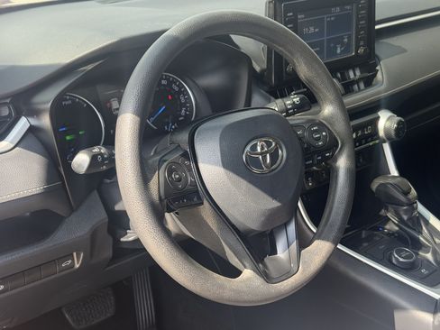 Used 2019 Toyota RAV4 XLE w/ Convenience Package AWD/4WD image 12