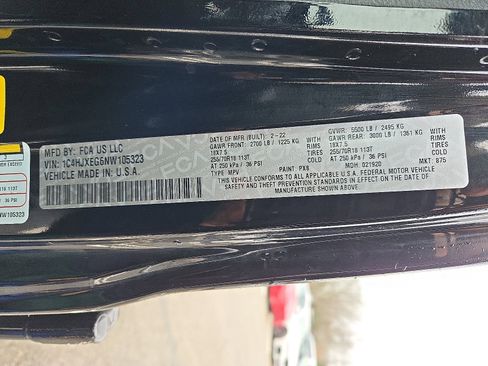 Used 2022 Jeep Wrangler Unlimited Sahara image 27