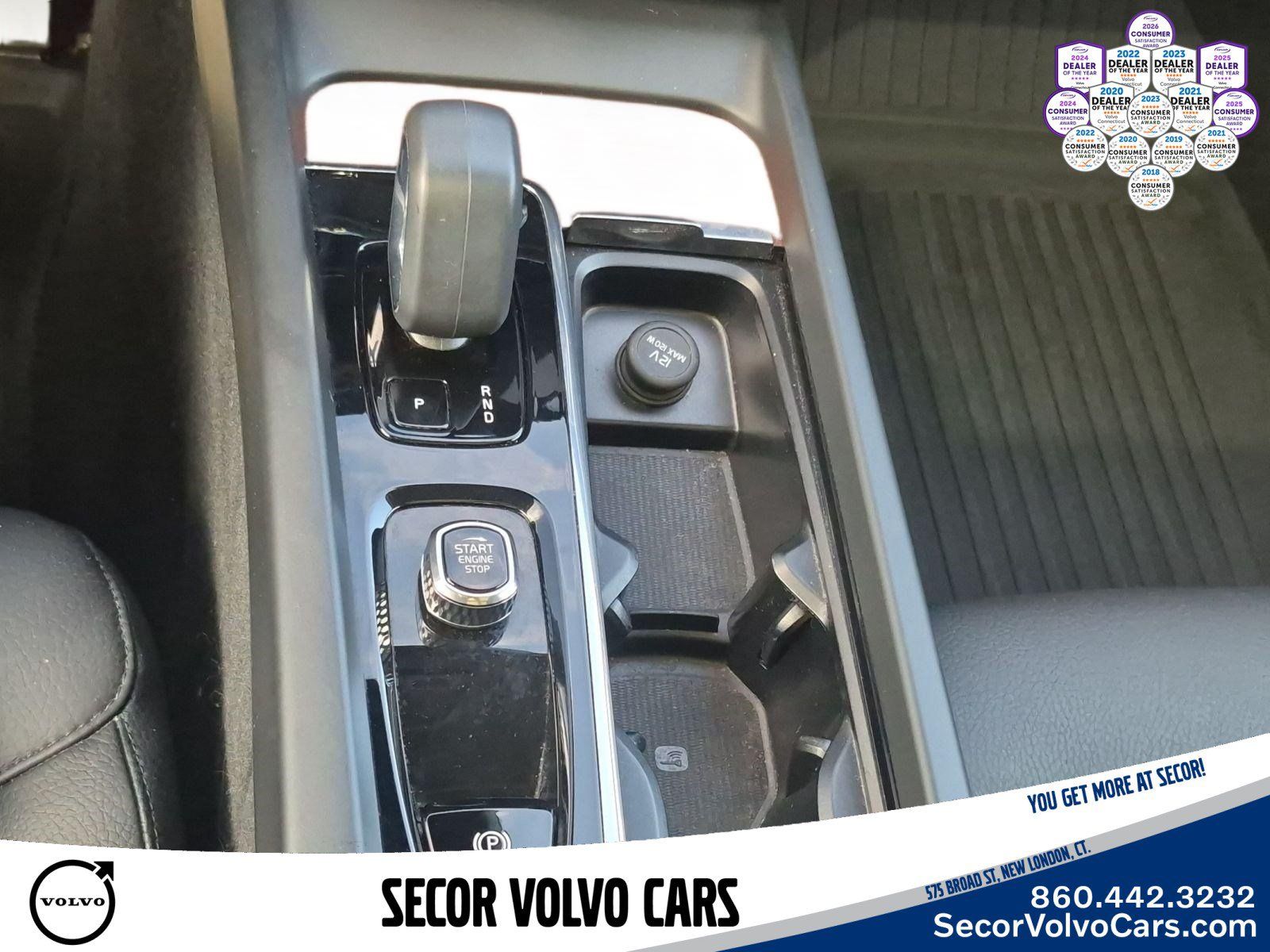 Certified 2023 Volvo XC60 B5 Plus w/ Climate Package AWD/4WD image 13