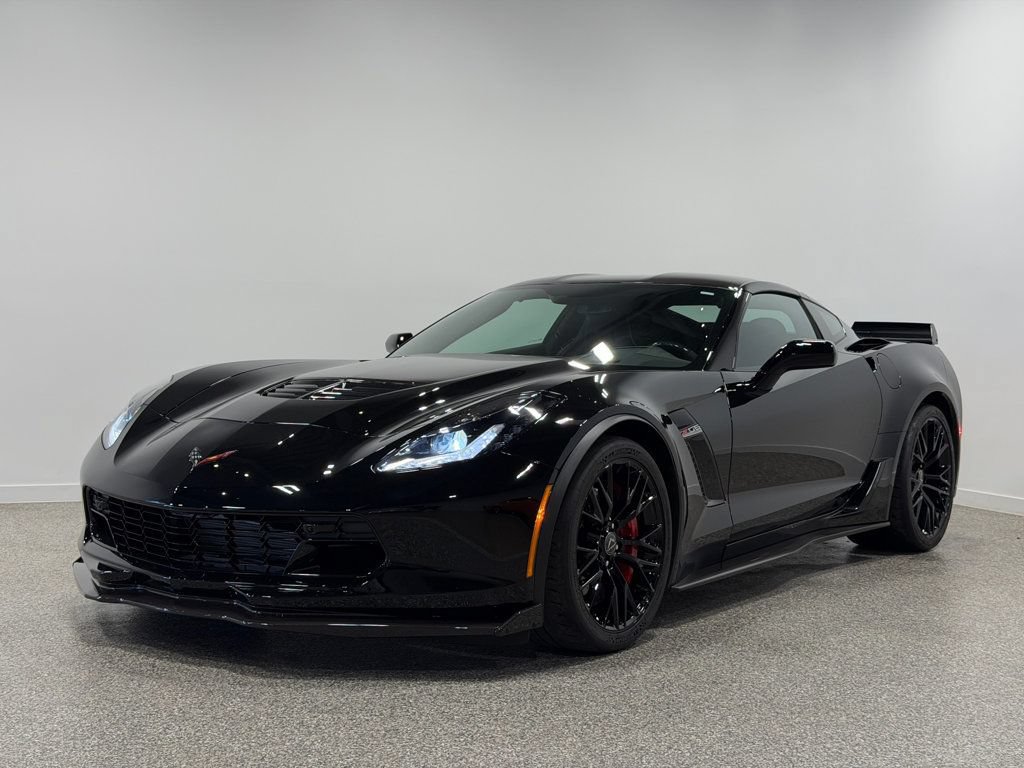 Used 2019 Chevrolet Corvette Z06 RWD image 1