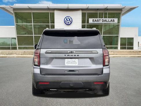 Used 2021 Chevrolet Tahoe Z71 w/ Luxury Package AWD/4WD image 4
