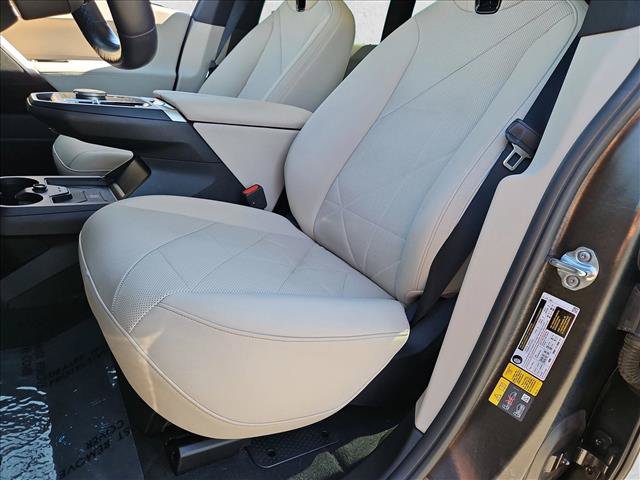 Certified 2024 BMW iX xDrive50 w/ Sport Package AWD/4WD image 16
