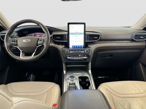 Used 2020 Ford Explorer Platinum w/ Premium Technology Package AWD/4WD image 33