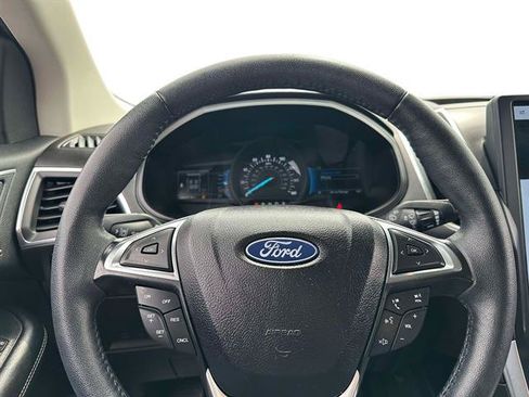 Used 2024 Ford Edge Titanium AWD/4WD image 17