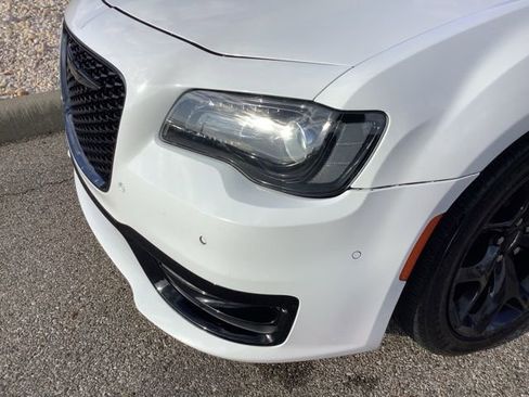 Used 2022 Chrysler 300 S RWD image 32