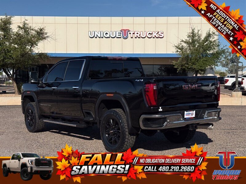 Used 2025 GMC Sierra 2500 SLT w/ SLT Premium Package AWD/4WD image 9