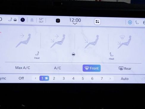 Used 2024 Jeep Wrangler Unlimited Sahara w/ Technology Group AWD/4WD image 32