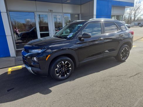 Certified 2023 Chevrolet TrailBlazer LT w/ Convenience Package image 2
