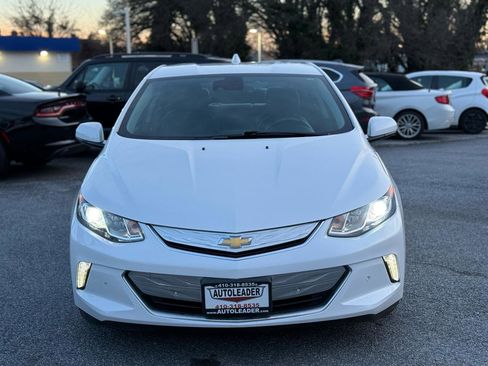 Used 2017 Chevrolet Volt Premier w/ Driver Confidence II Package image 7