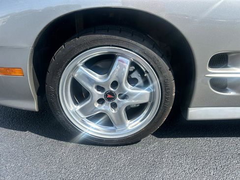 Used 2002 Pontiac Firebird Trans Am w/ SLP Firehawk Pkg RWD image 9