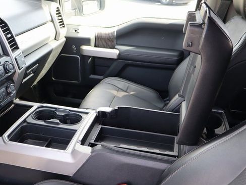 Used 2019 Ford F250 Lariat w/ Lariat Value Package image 41