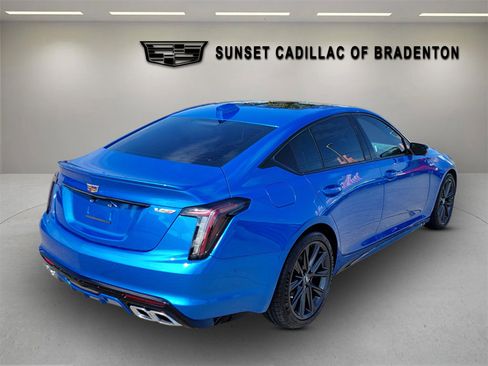 New 2026 Cadillac CT5 V image 4