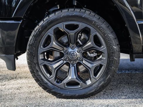 Used 2021 RAM 1500 Limited w/ Night Edition image 28